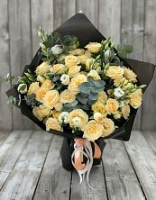 Букет цветов из:  Розы и Лизиантусы в Луговой