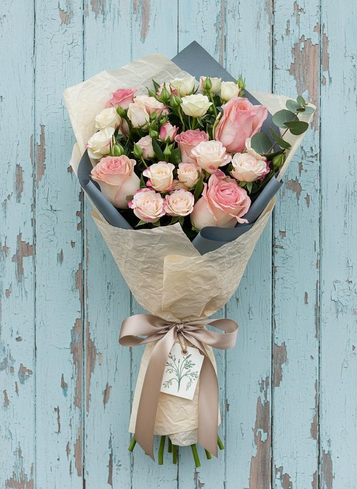 Букет цветов из: Розы в Луговой