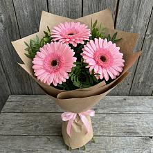 Букет цветов из:  Герберы в Луговой