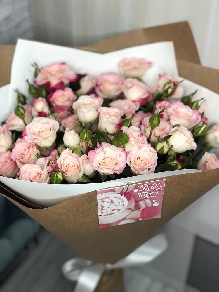 Букет цветов из: Розы в Луговой