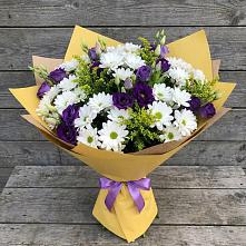Букет цветов из:  Ирисы, Хризантемы и Ромашки #REPLACE_PRED# Луговой