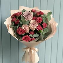 Букет цветов из:  Гвоздики и Розы в Луговой