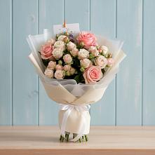 Букет цветов из:  Розы в Луговой